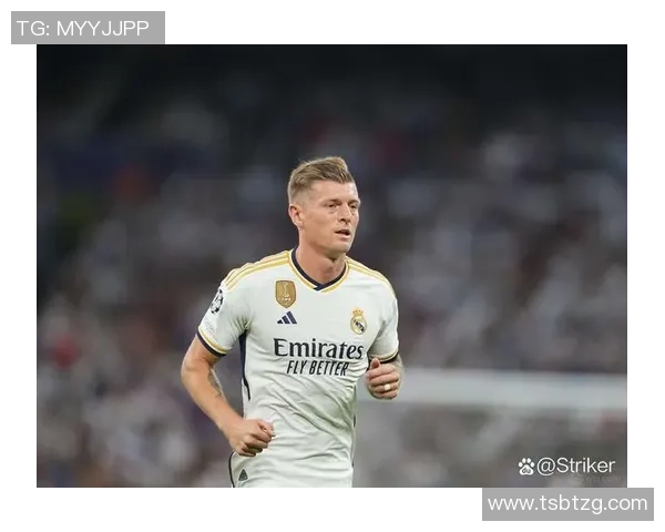 全球足坛谁是最强明星球员的争议与评选分析 全球足坛谁是最强明星球员的争议与评选分析